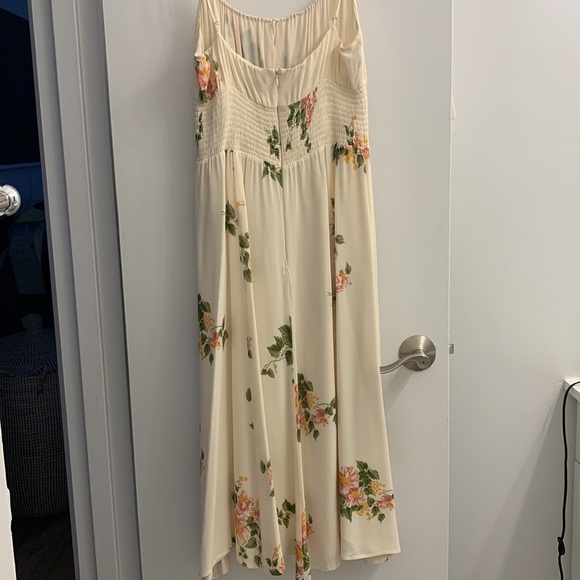 Reformation Bran Dress in Marcona Size 10. Like new. - Picture 6 of 8